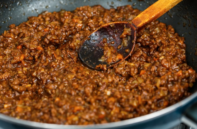 Carne picada con judías verdes