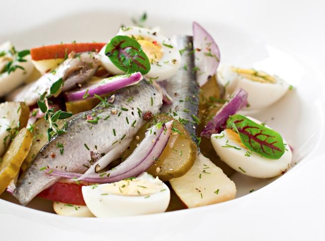 Ensalada de sardinas y aguacate