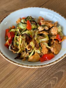 Espaguetis de calabacín con pavo