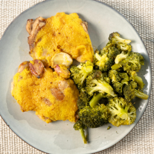 Pollo a la naranja con brócoli