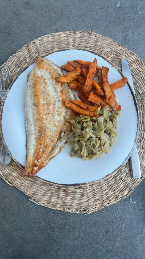 Rodaballo a la plancha con judías rehogadas y boniato