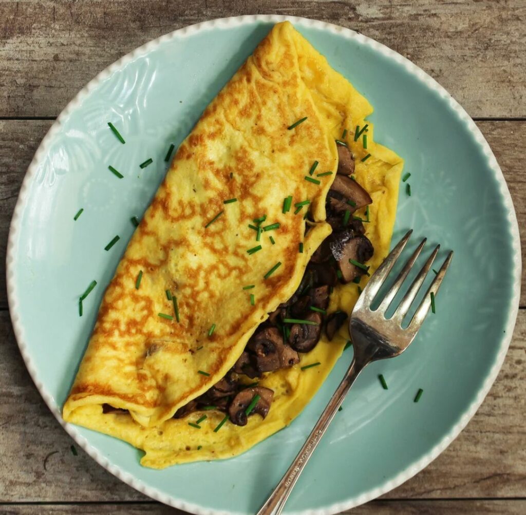 Tortilla francesa de champiñones y queso