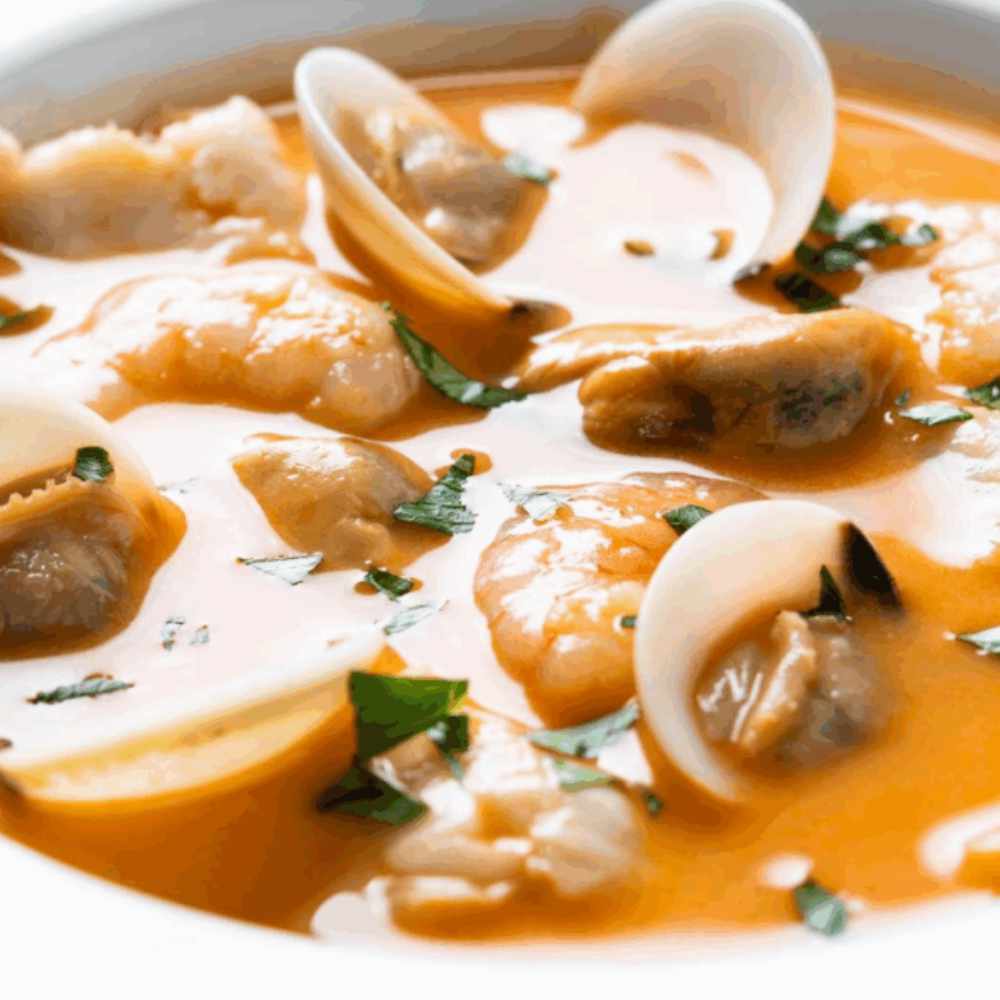 Crema de langostinos y almejas