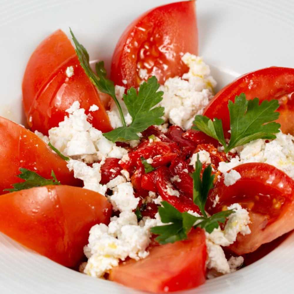 Ensalada griega con tempeh