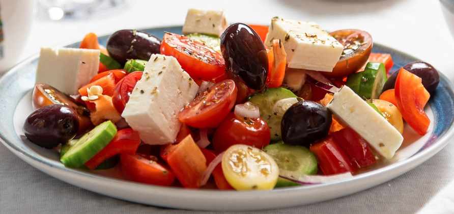 Ensalada griega keto